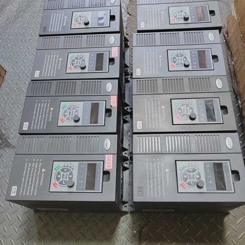 寻澳地特AD300系列1.5kw2.2kw变频器
