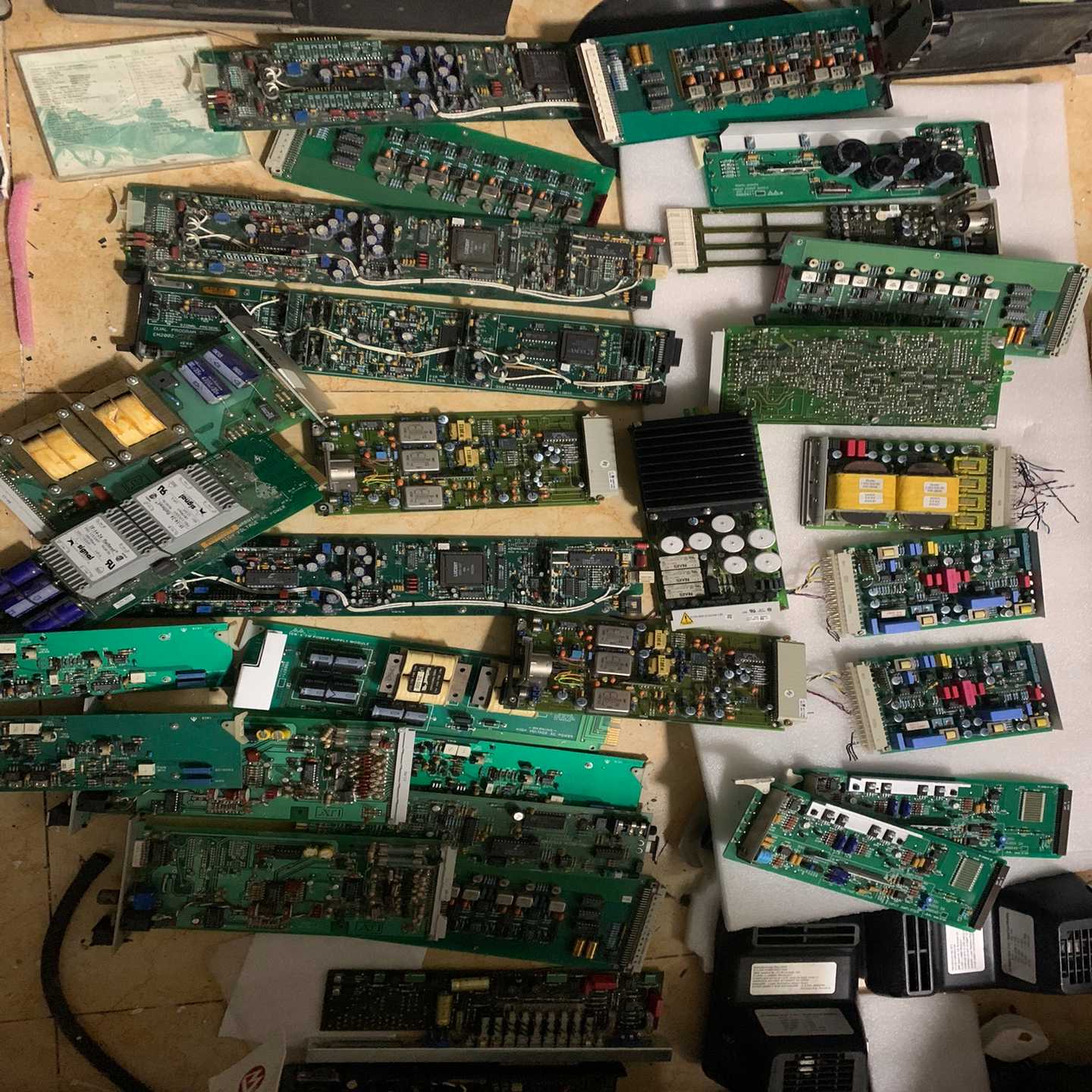 音频解码器AD1862.CS4390音频隔离牛。草谷G--议价商品