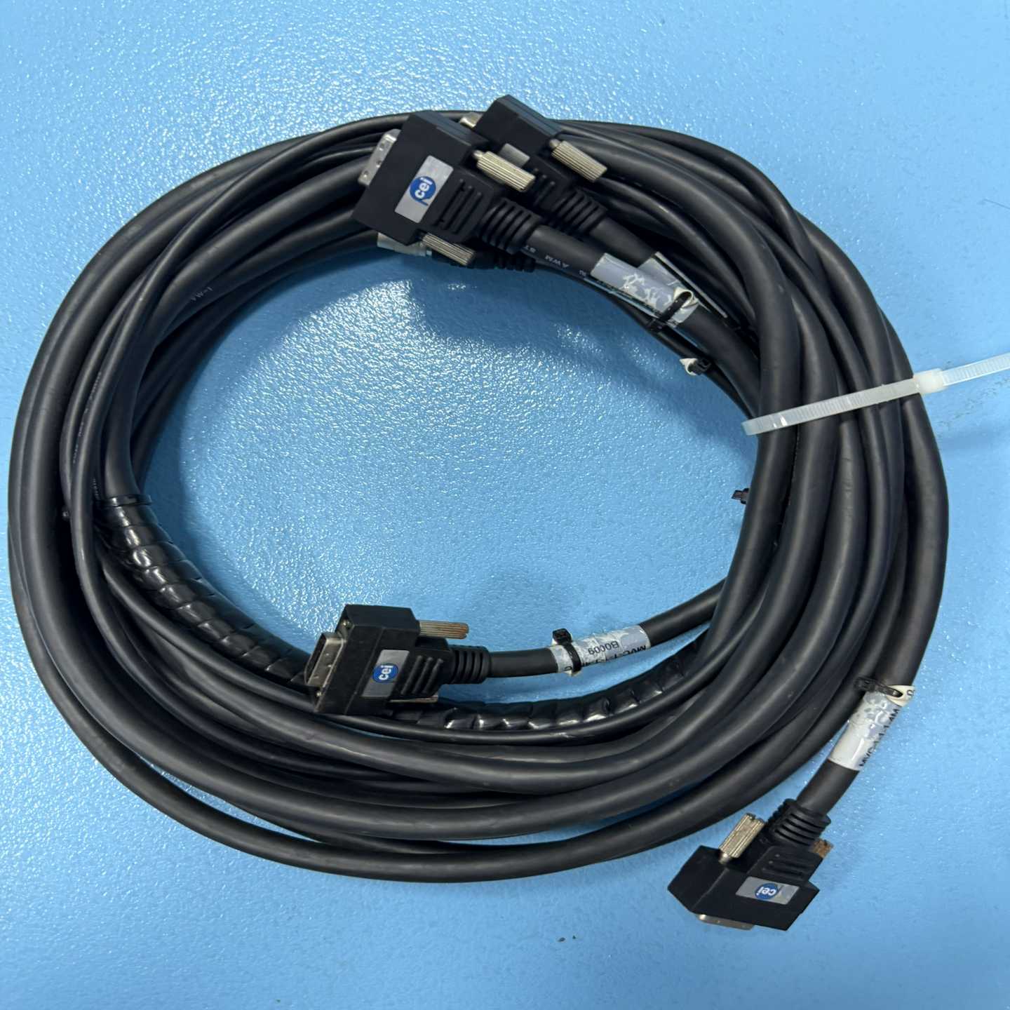 CEI原装工业相机通讯线，型号MVC-1-1-1-4MC--议价商品