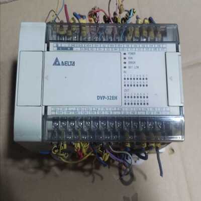 台达PLCDVP32EH00M实物拍摄--议价商品