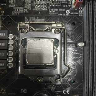 (议价)i74790(少有磨损),送一个B85M-主板(无挡