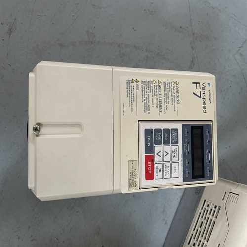 安川F7变频器CIMR-F7B41P5 1.5KW 380V~议价