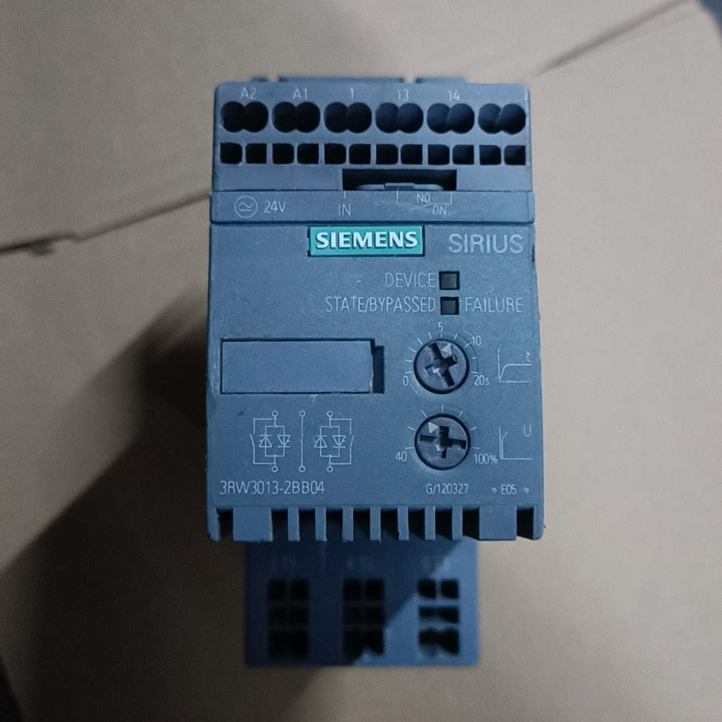 西门了3RW3013-2BB4（零零电子）