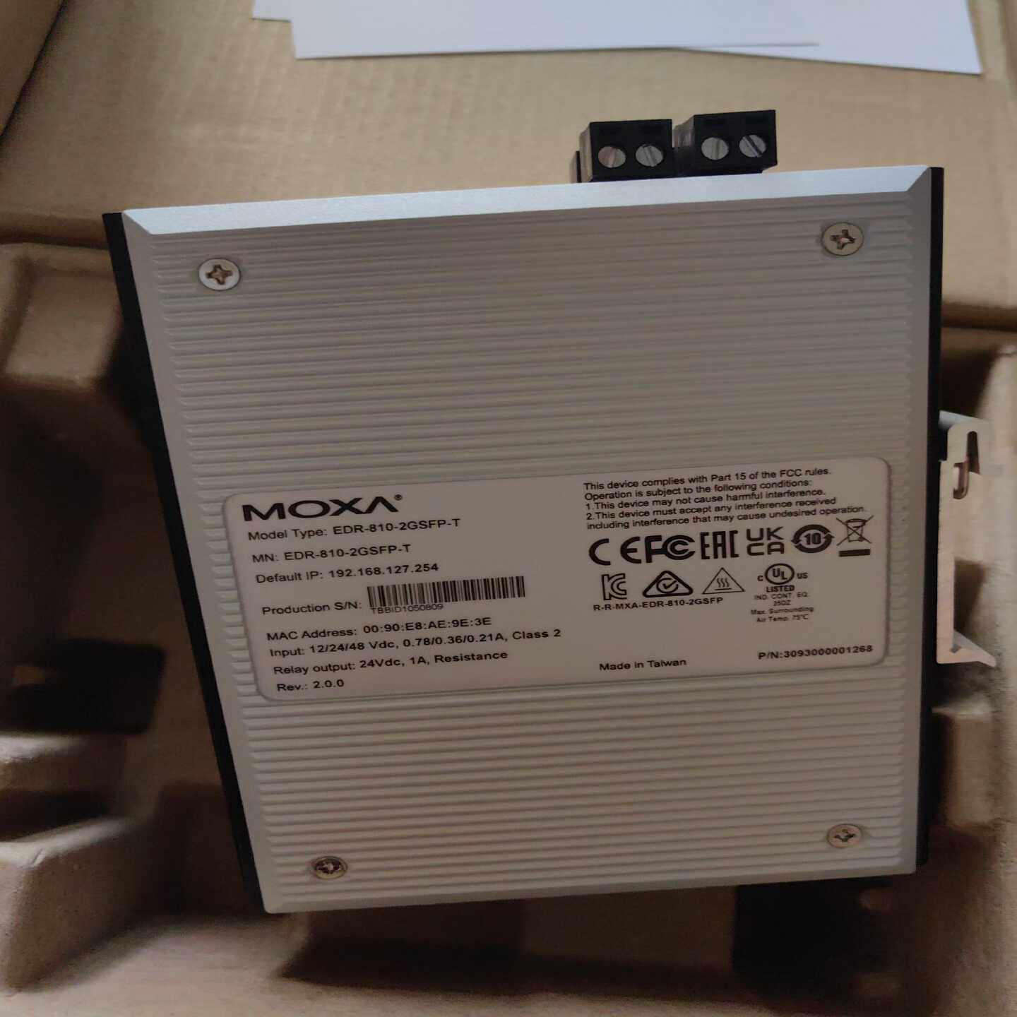 全新EDR-810-2GSFP-TMOXA路由器现货--议价商品