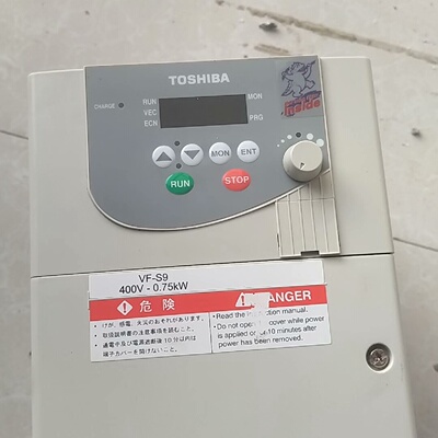 议价拆机变频器FS4007PLWN1实物拍摄的成色很好