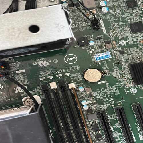（议价）出Precision5820主板，型号T5820，采用