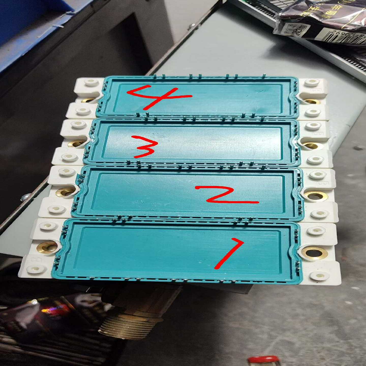 IXYSVUO116-16NO1T模块，123全新弯脚掰直--议价商品