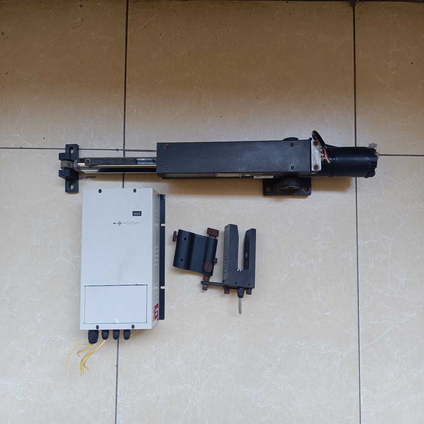 【议价】台湾飞管PK-C05-6M纠偏控制器带PK-S15H和PK-适用