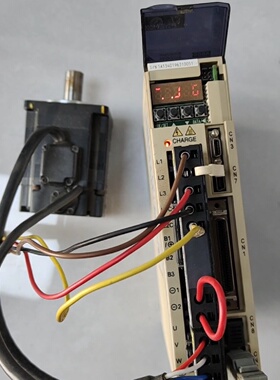 安川驱动器400WSGDV2R8A01B002000实议价