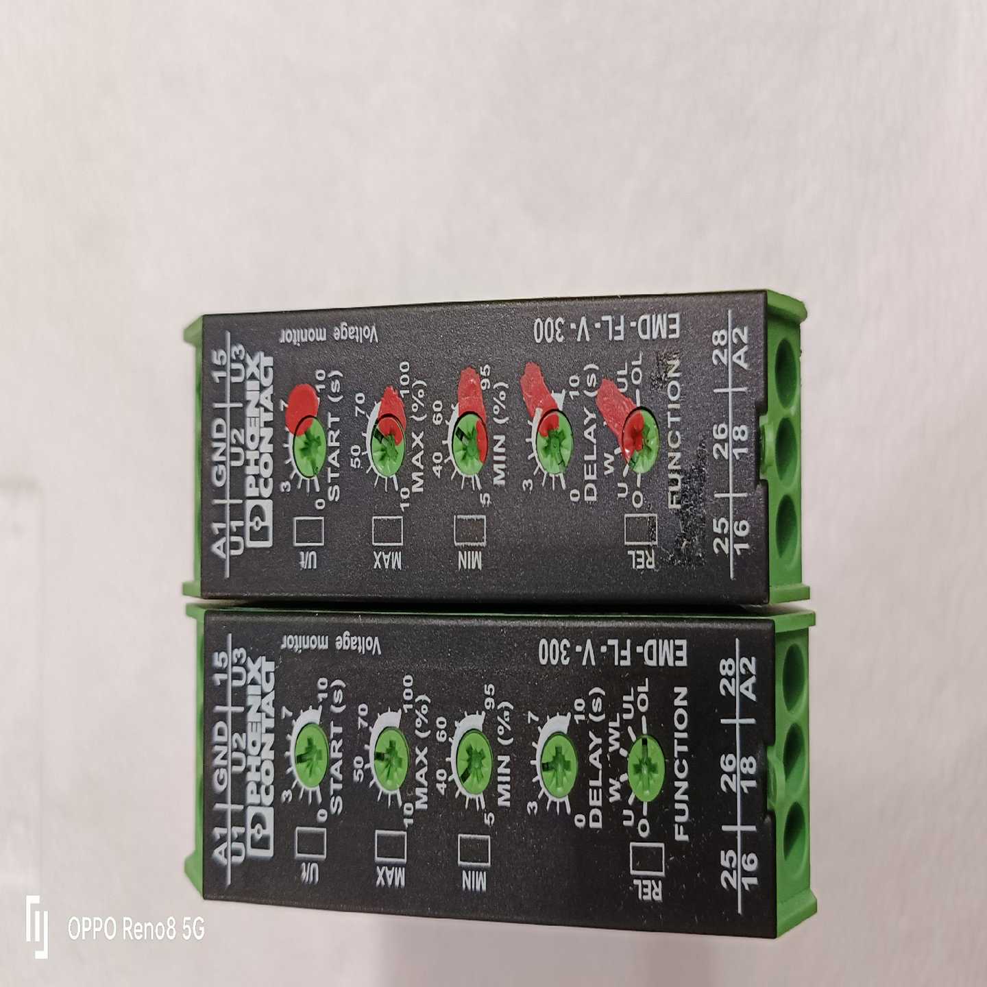 询价全新菲尼克斯继电器EMD-FL-V-300共2只，单