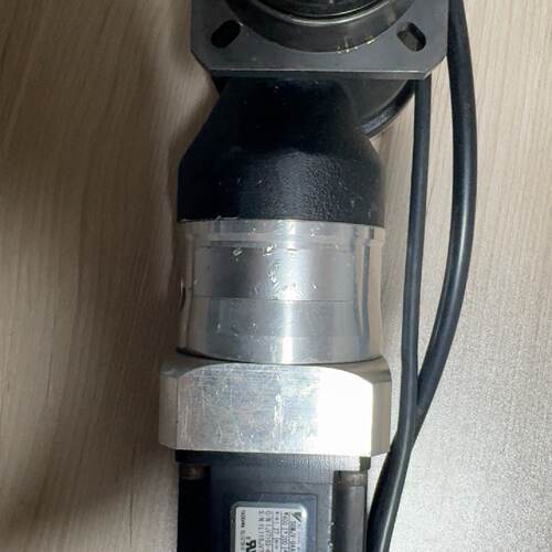 议价Yaskawa  Sgmjv04Add6s 400W Original Disassembly Function