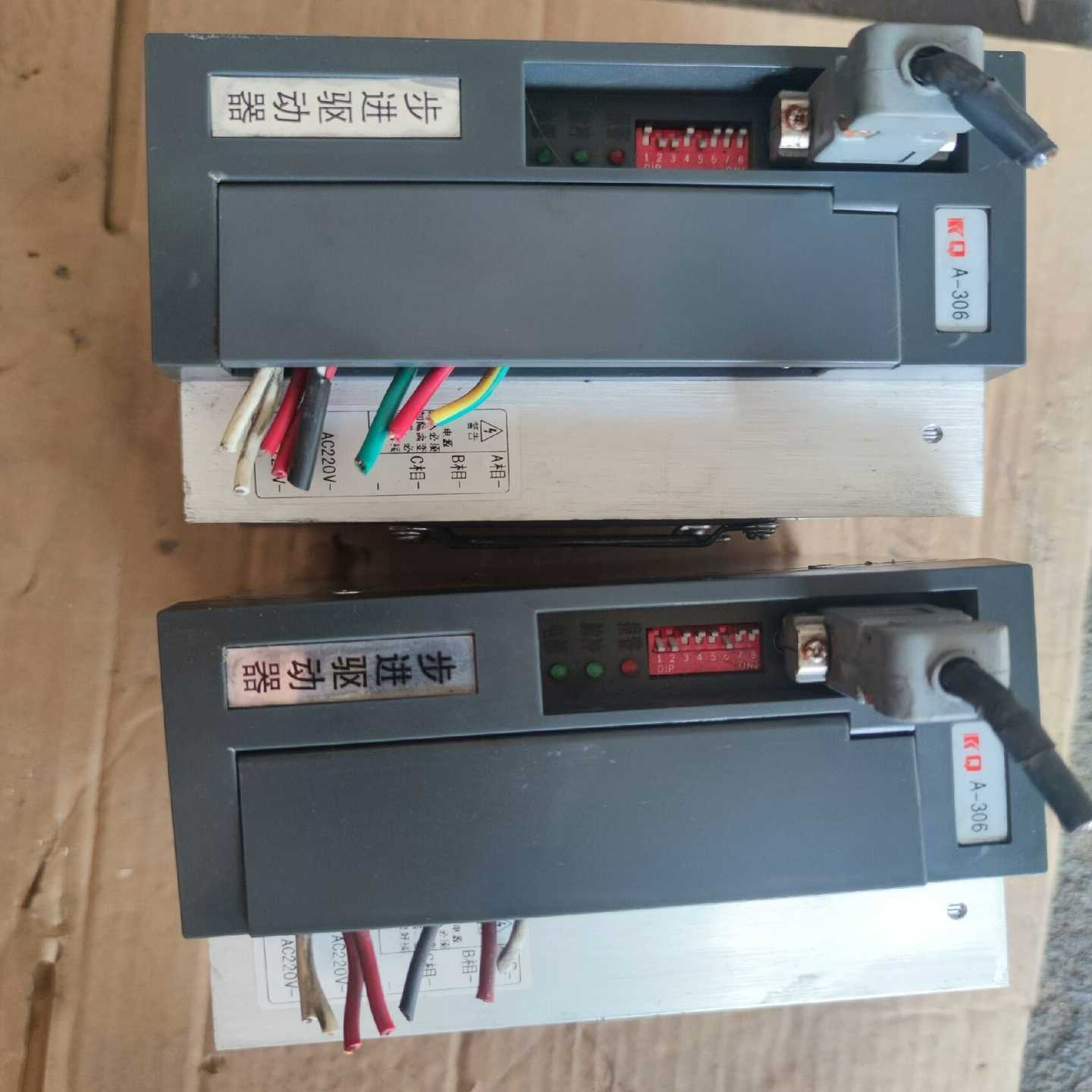 议价华博三相式驱动器-06剪线拆机，实物拍摄，成色不