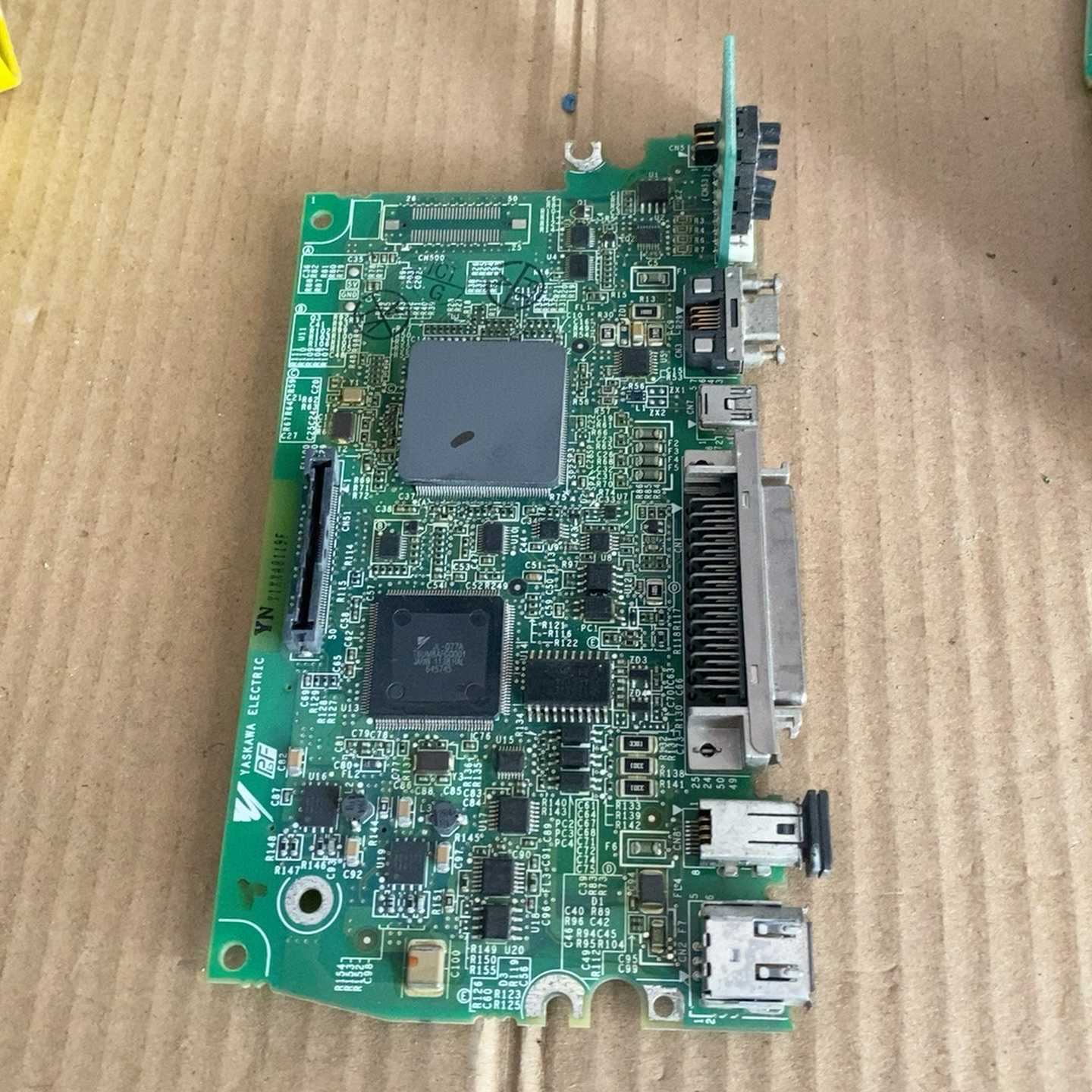 询SGDV-IFA01B-002安川750W驱动器主板