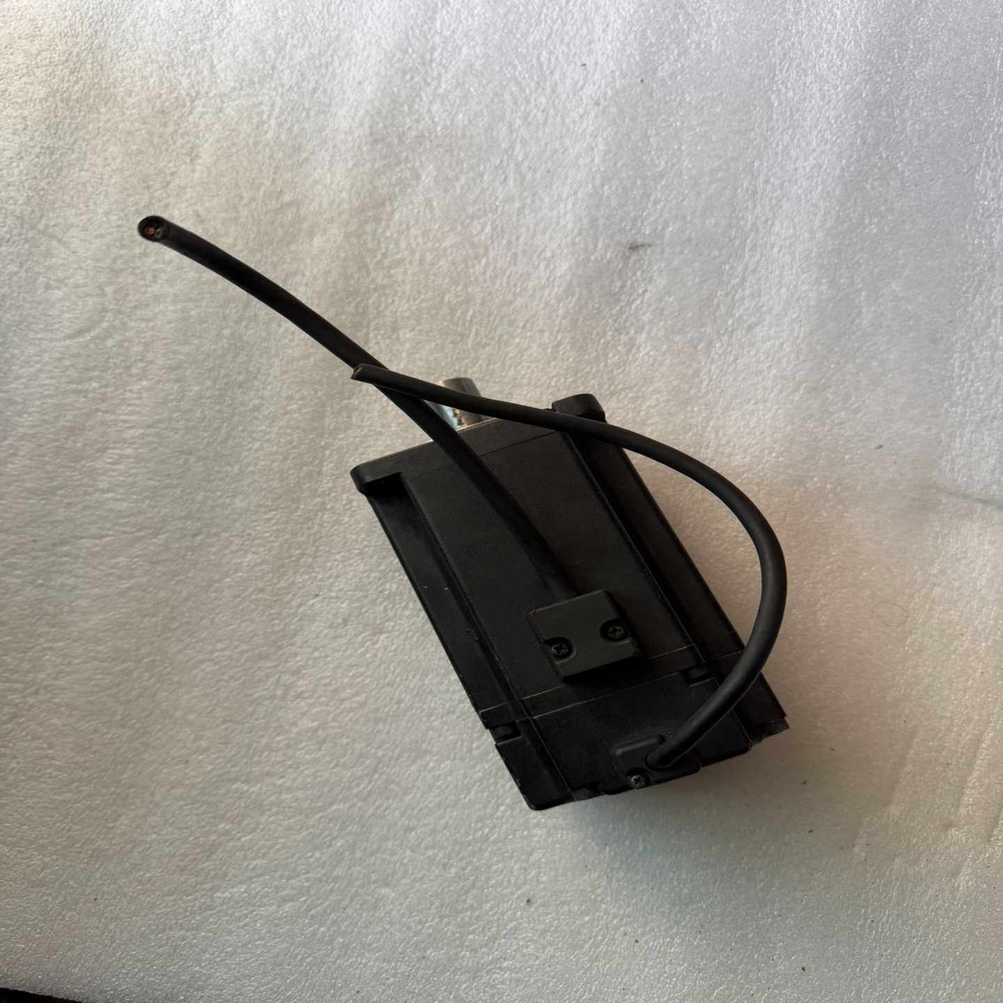 施耐德伺服电机BCH0802O12A1C--议价商品