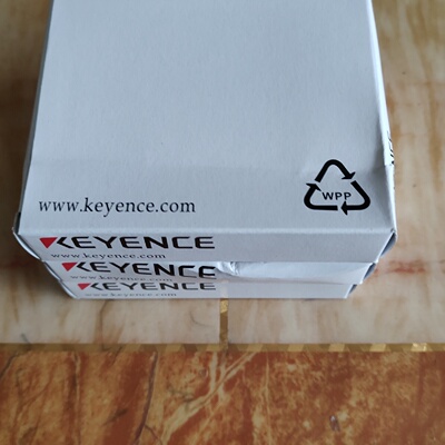 基恩士FSN18N光纤传感器实物拍摄型号FSN18-议价