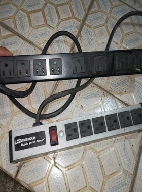 【请询价】出两个美国插排WIREMOLD纯进口大工代插线拿到插头换