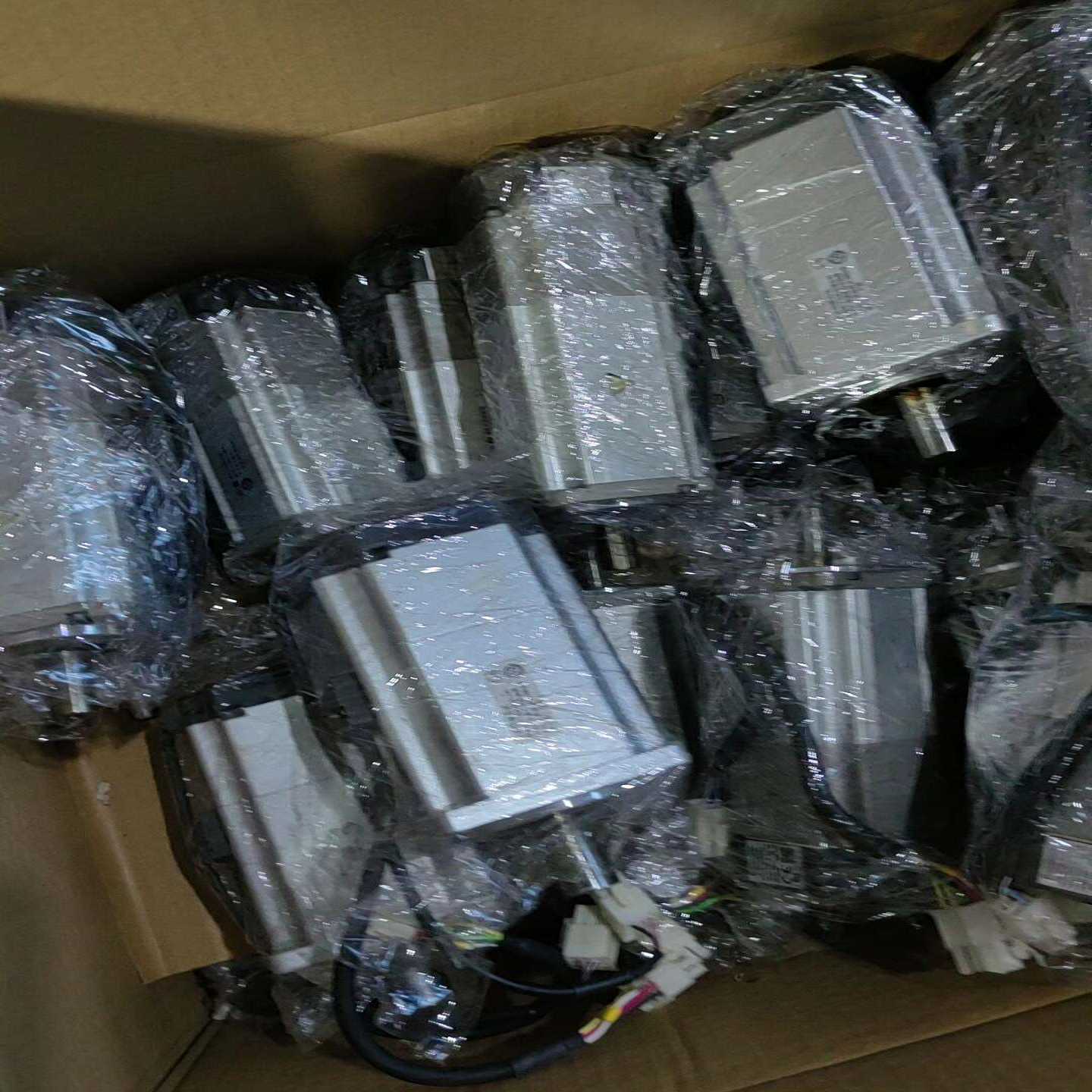 #电机松下MHMF082L1V2M--议价商品