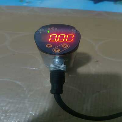 德国IFM易福门压力传感器，型号PN3594。实物拍摄，功能--议价商