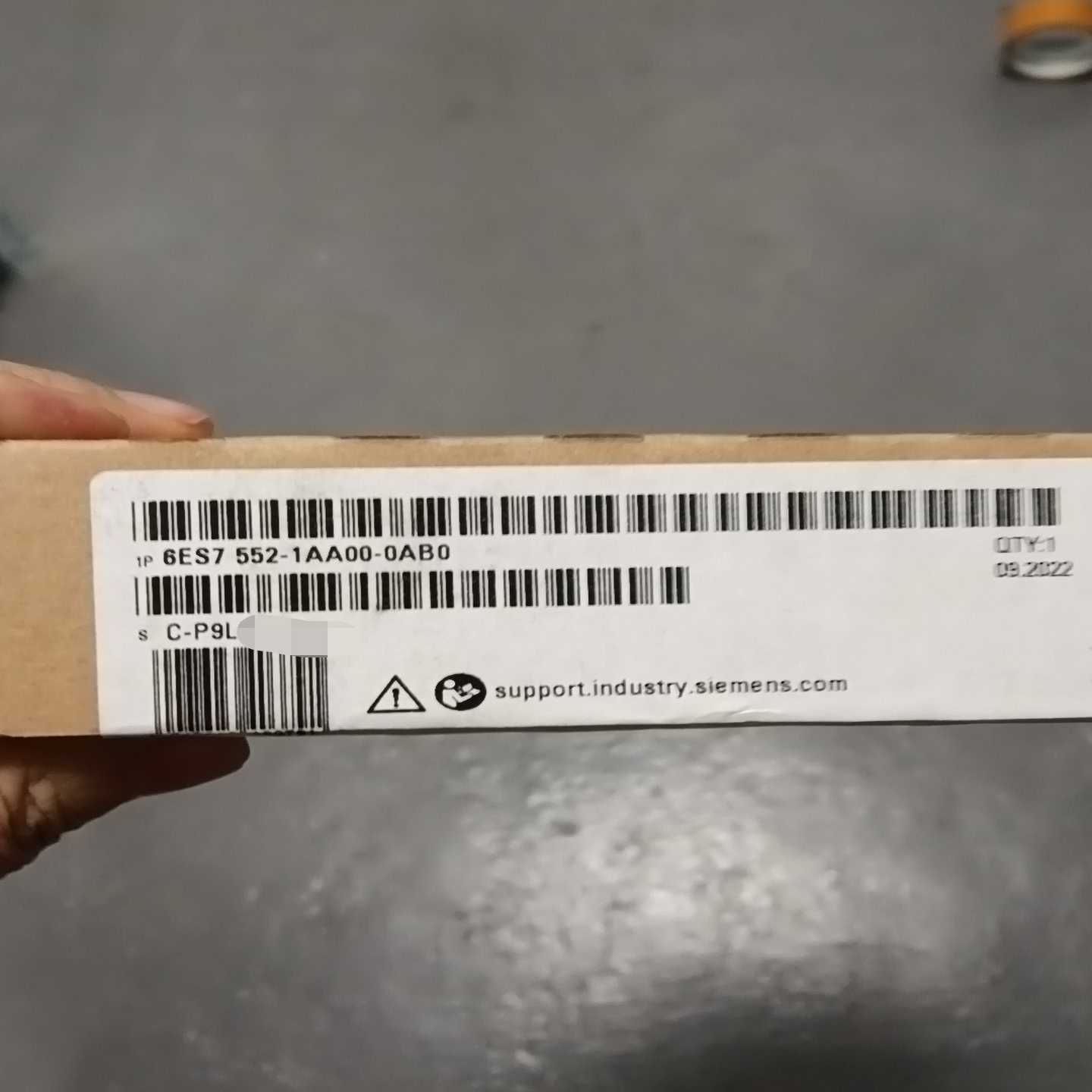 西门子6ES7552-1AA00-0AB0，全新原装正品，--议价商品
