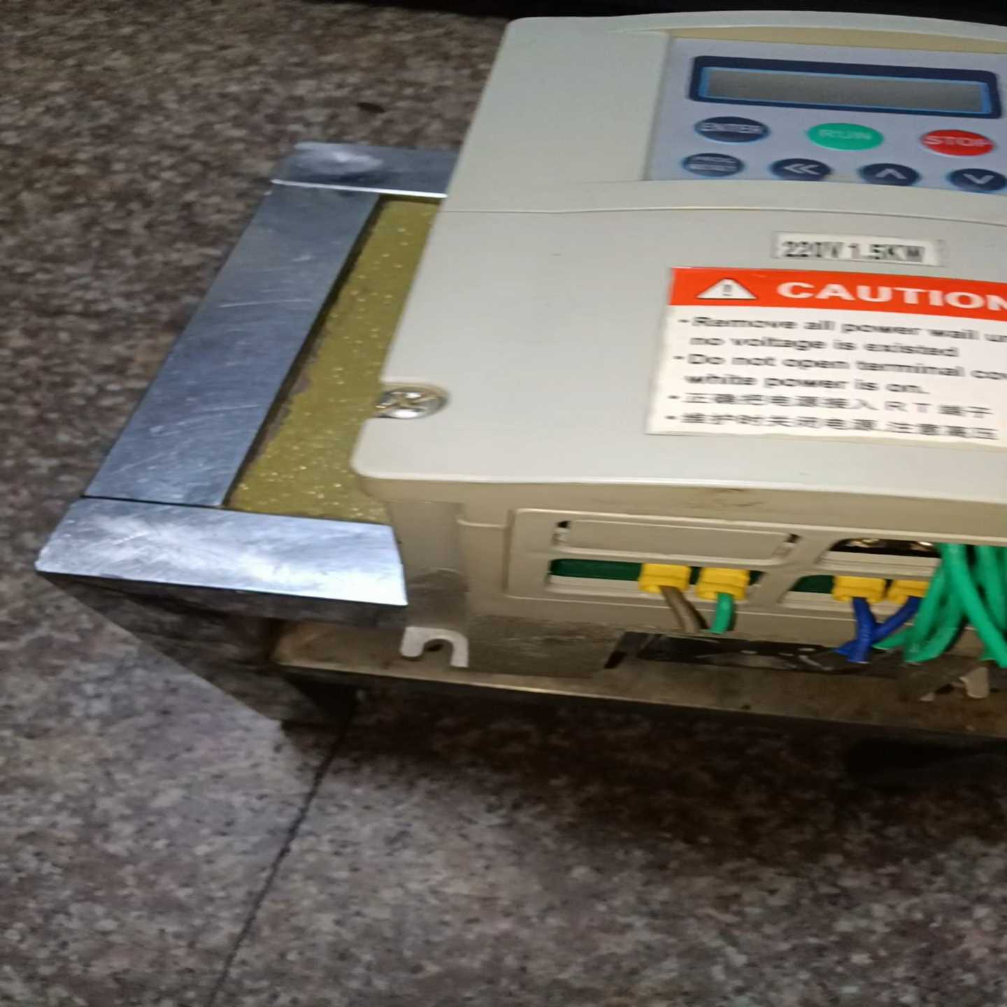 变频器DR600-1D5--2G1.5Kw220V询价