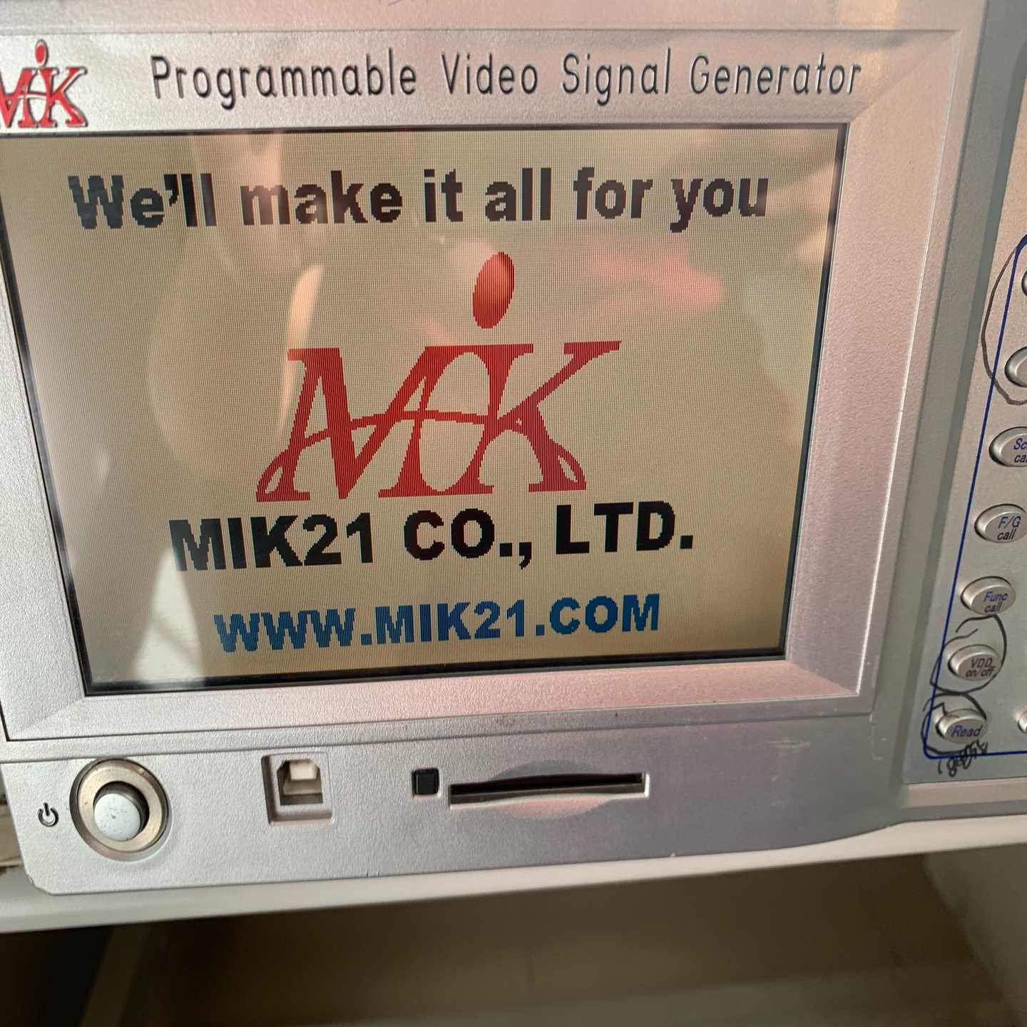 韩国MiKK-270L电视信号发生器，实物拍摄处理价出--议价商品