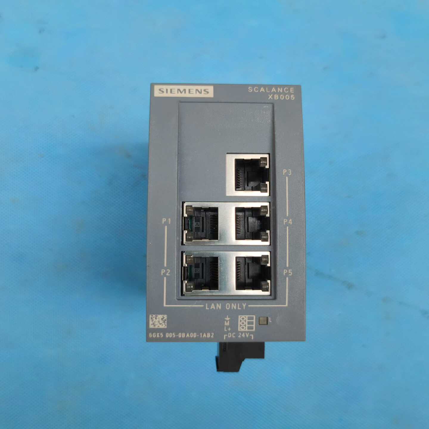 议价西门子6GK5005-0BA00-1AB2交换机