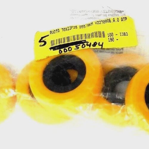 LOT OF 5 NEW RUOTA 70X23F25 RUBBER ROLLERS