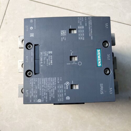 【询价】3RT1266－6..6成色冲新，一台，线圈220V，