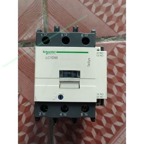溢价-议价交流接触器型号LC1D95线圈电压220V成色