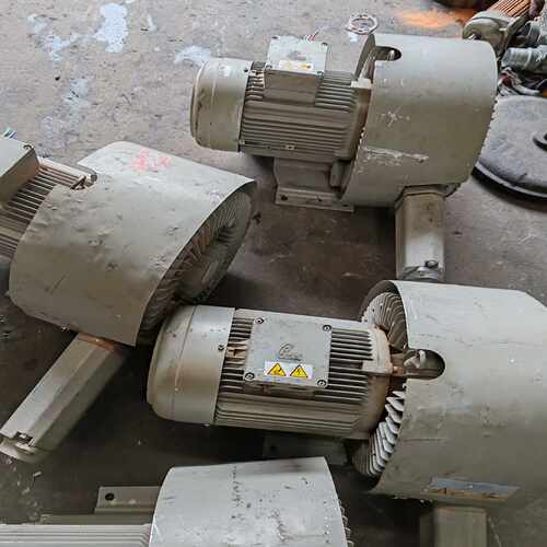 SMC调压阀  IR3020-F04 420元，拍前询价