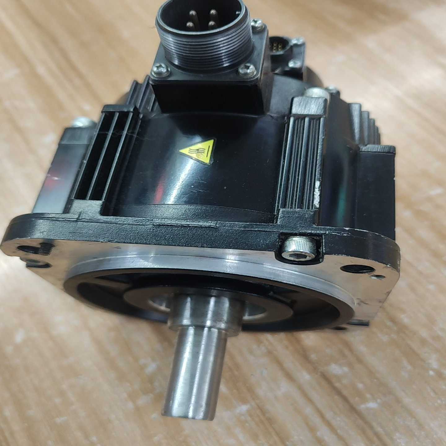 安川电机SGMMG-09ADC61询价