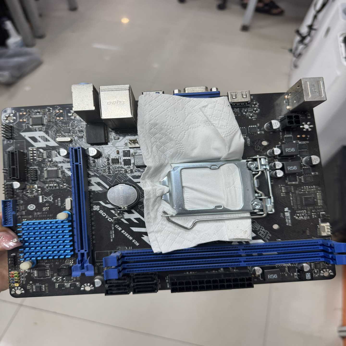 梅捷狂龙B365M-V3H主板，支持DDR3内存，带原装挡板--议价商品