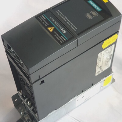 Siemens Micromaster 440 6SE64402UD215AA1