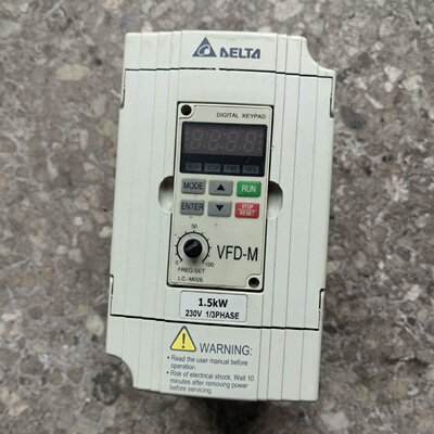 【议价】台达变频器1.5KW VFD015M21A ，已上电