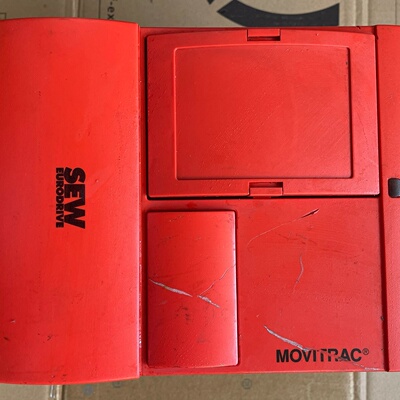 寻《SEW赛威MOVITRAC31C5550300变频器