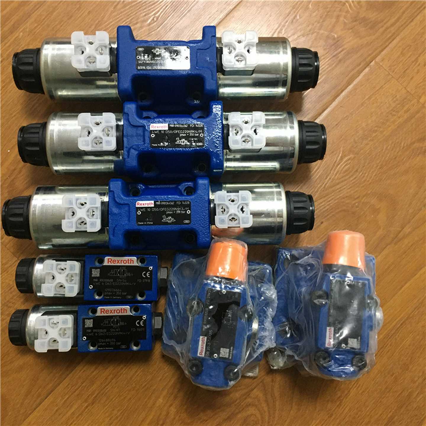 REXROTH力士乐液压方向阀R900593530DB2O0-2-5X/315溢流阀