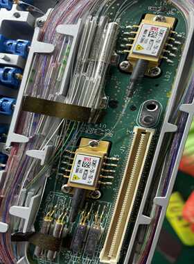 寻..ll-Vl：DCM97-750-750-74，大功率双纤泵浦