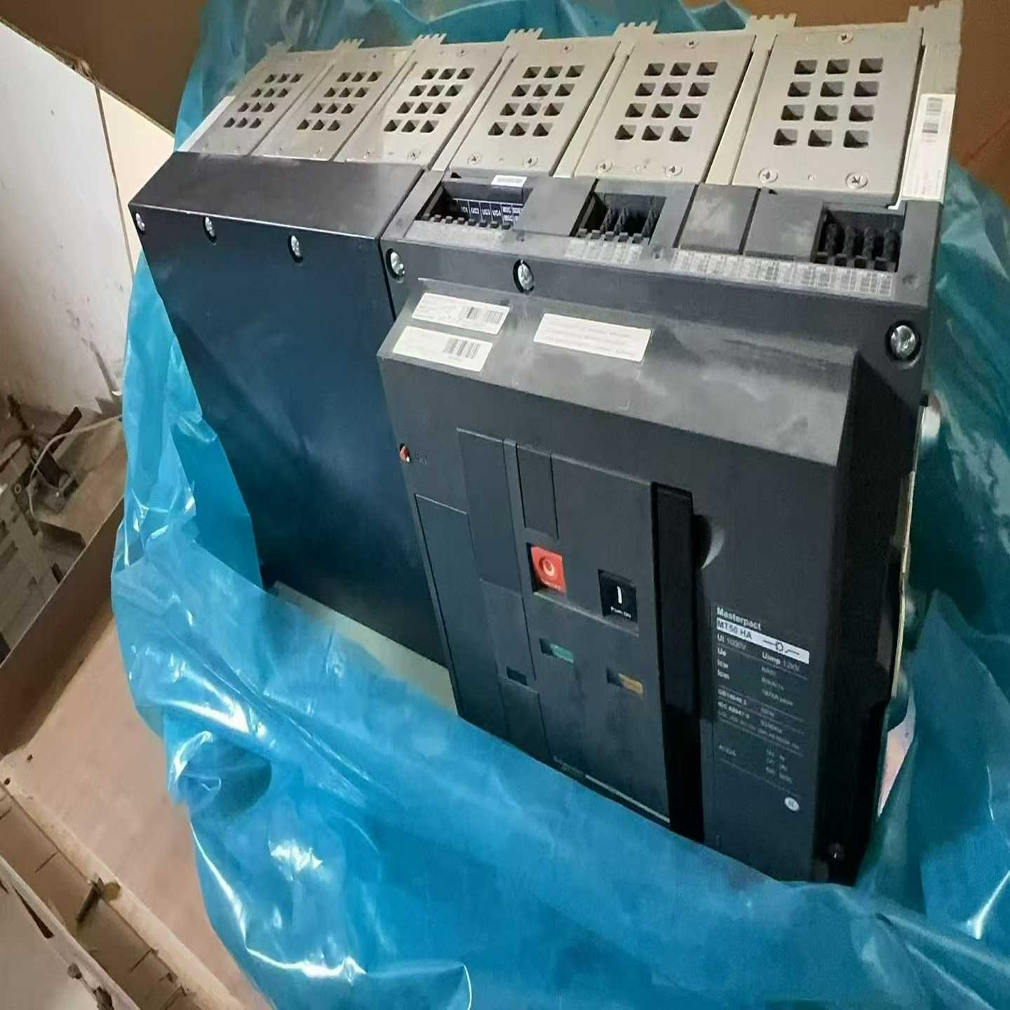 的带包装隔离开关MT50H1询价