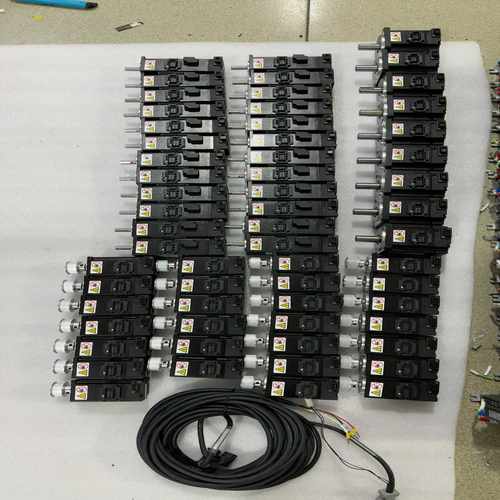 IDEC和泉AVS311N-R急停按钮开关，开孔30mm询价