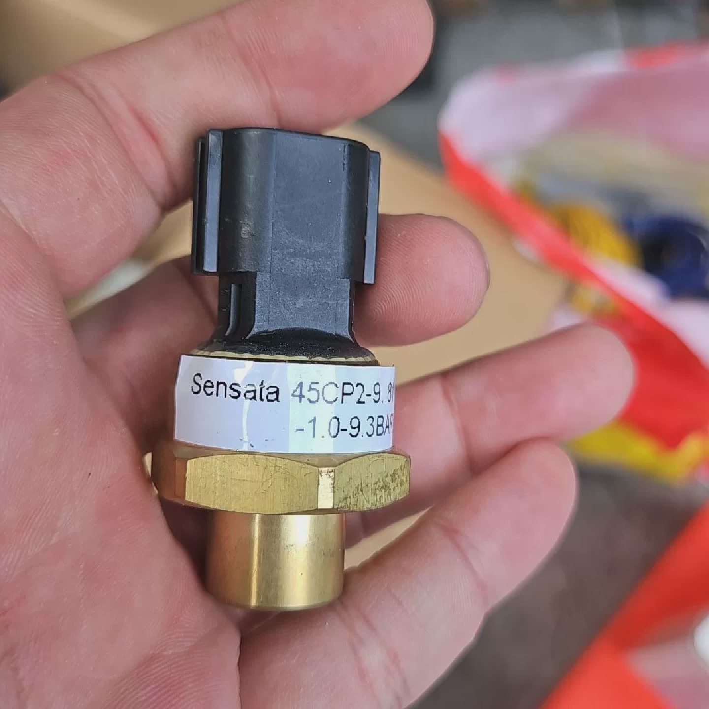 Sensata压力感测器45CP2-9.81工作压力范围