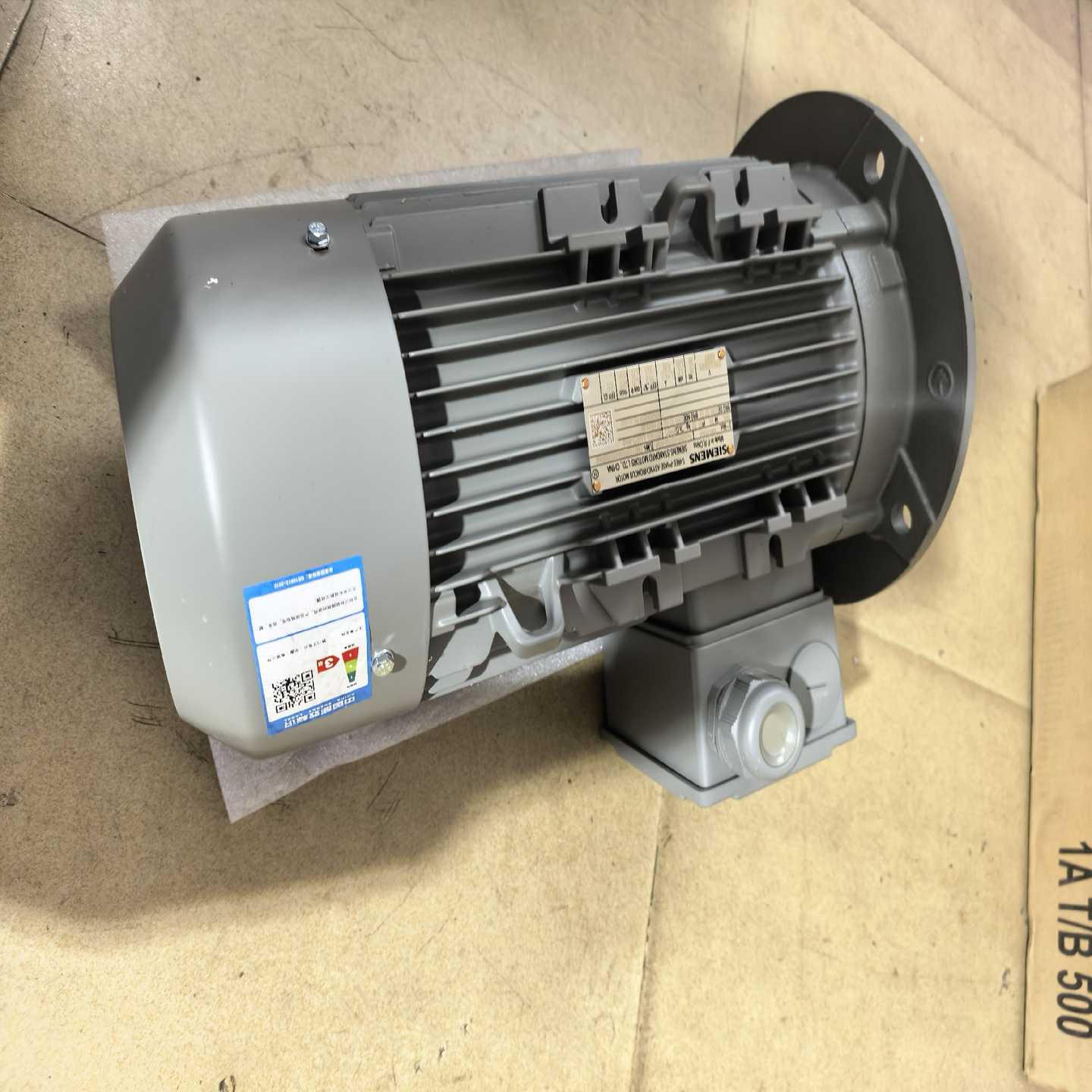 询价全新西门子电机1LE0301-1AB42-1FA4