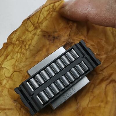 THK直线滚柱滚动块，型号LRA2055Z、LRA2565Z--议价商品