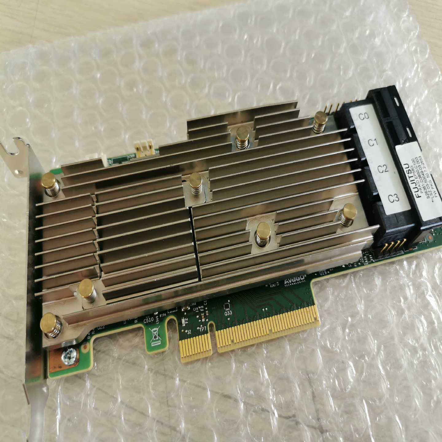 I MegaRAID 9460-16i NVMe 8G缓【鑫鑫商铺】