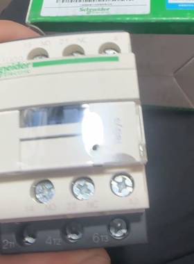 （请询价）交流接触器LC1D09M7C全新