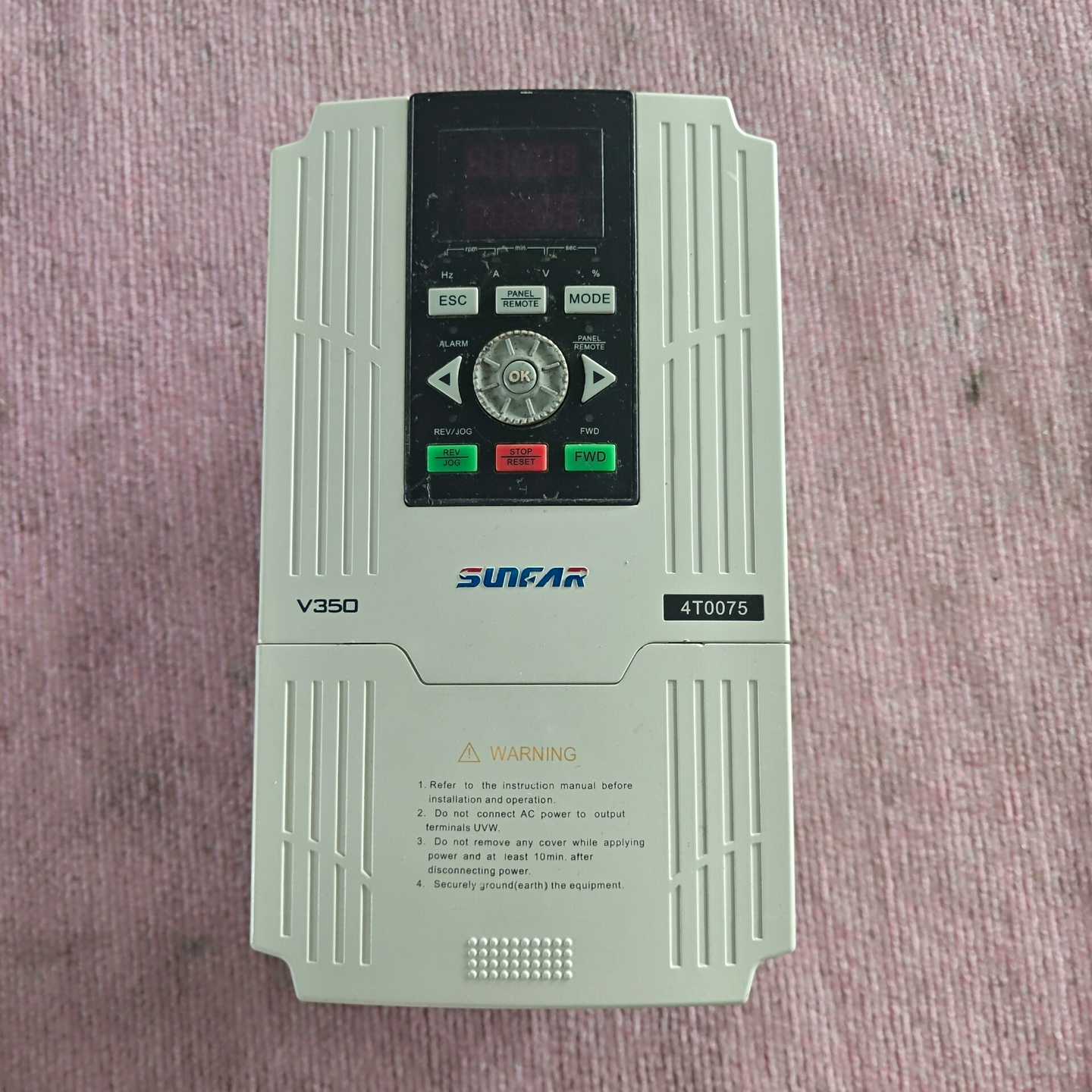 SUNFAR四方变频器V350-4T0075，7.5KW/3--议价商品