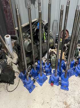 SWL丝杆升降机蜗轮蜗杆电动升降平台手摇。5T。速比1:6。议价