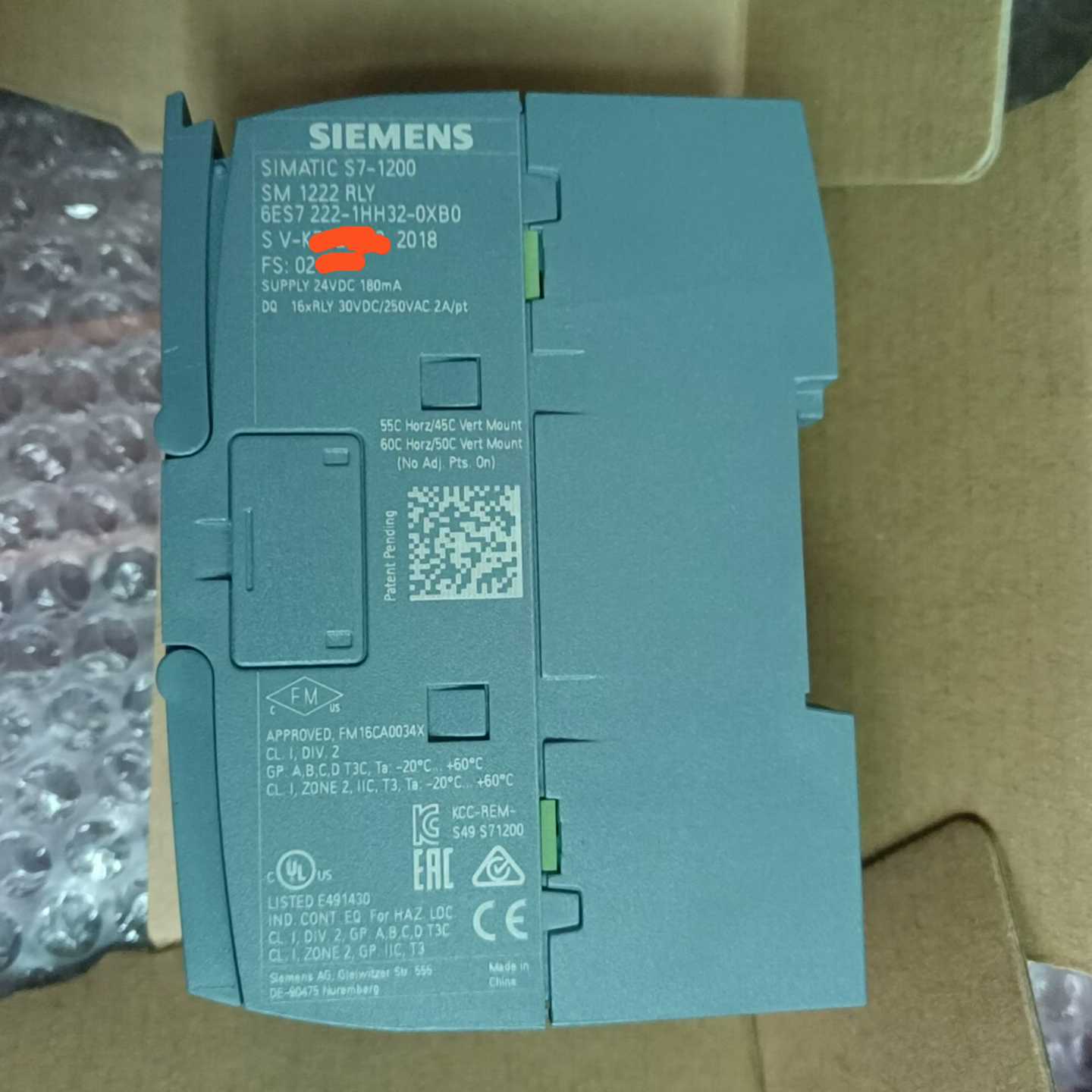 6ES7222-1HH32-0XB0，99新带包装【询价】