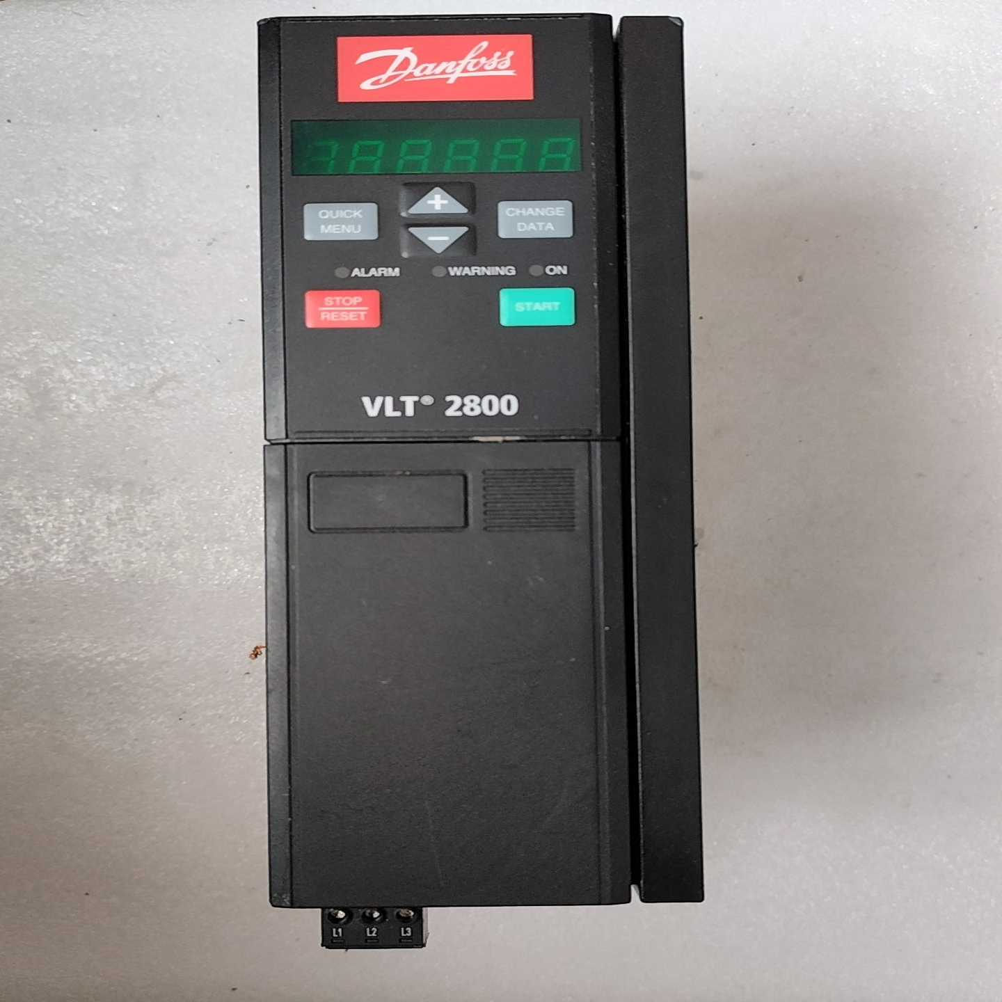 丹佛斯变频器VLT2822PT4B20SBR0DBF00A0询价