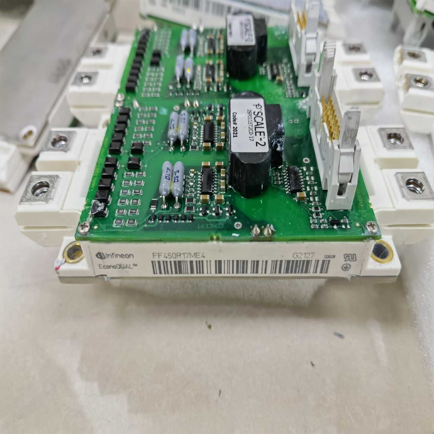 【议价】FF450R17ME4配套2SP0115T2C0-17漂适用