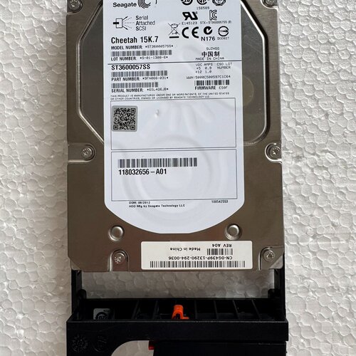寻《EMC 005048958 600G 15K AX45 A